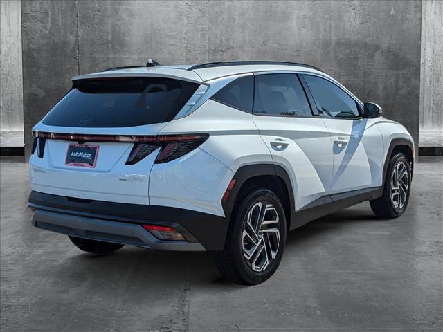2025 Hyundai Tucson Hybrid Limited photo 2