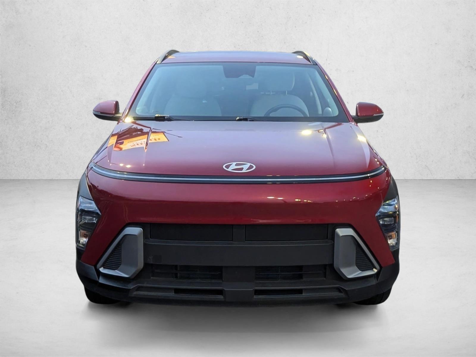2024 Hyundai Kona SEL photo 2