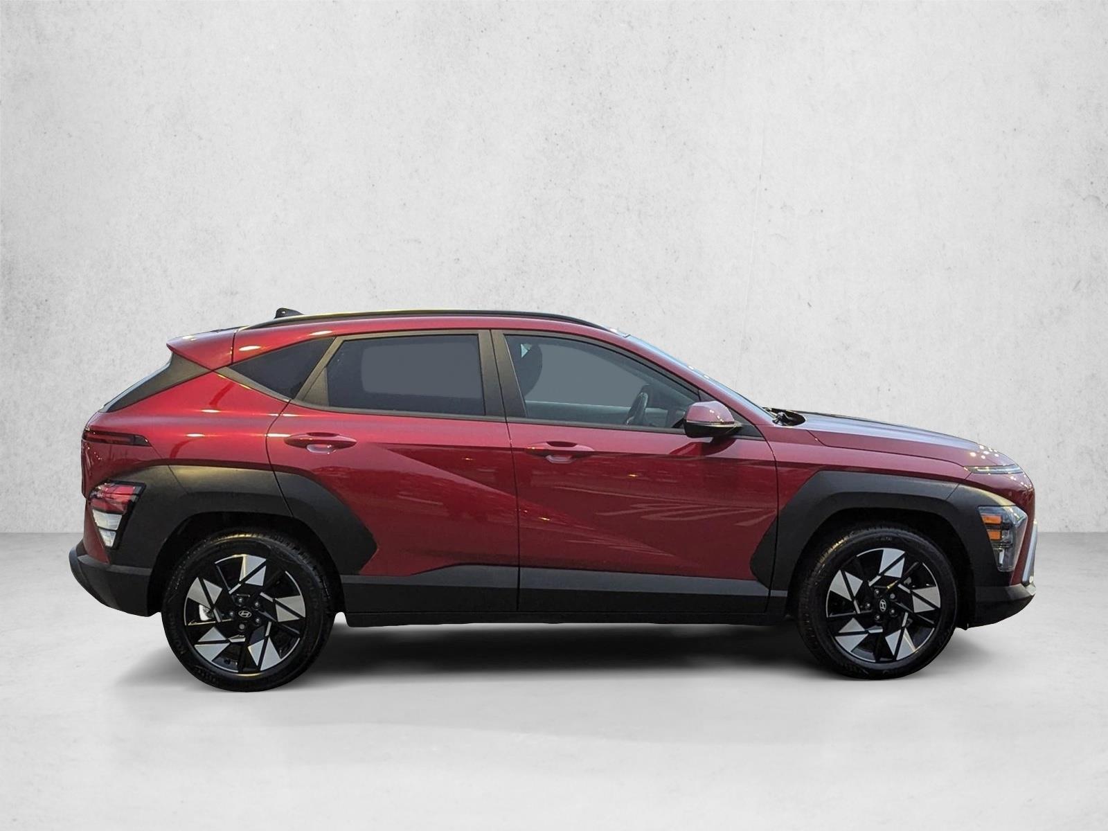 2024 Hyundai Kona SEL photo 4