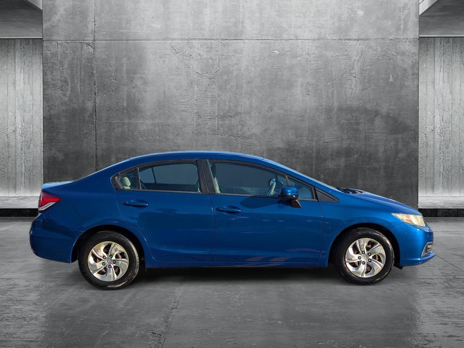 2014 Honda Civic LX photo 4