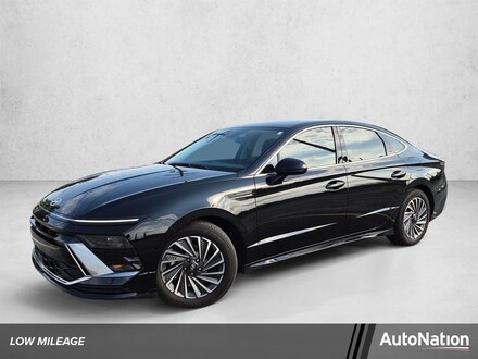 2025 Hyundai Sonata Hybrid SEL 4dr Car