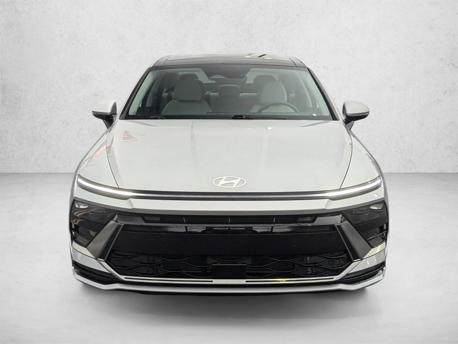 2024 Hyundai Sonata SEL photo 2