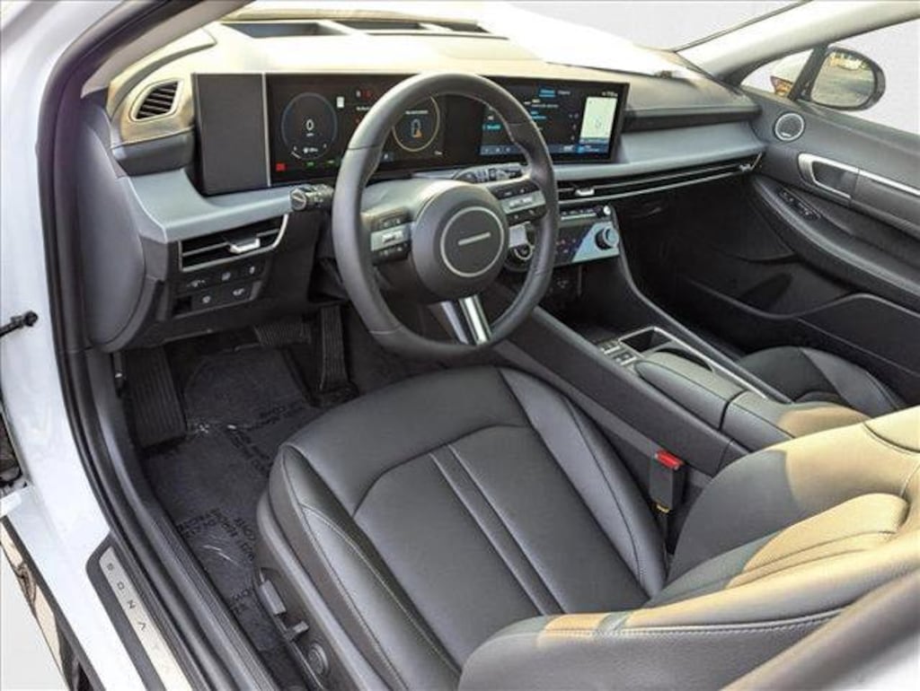 New 2025 Hyundai Sonata Hybrid Limited Sedan