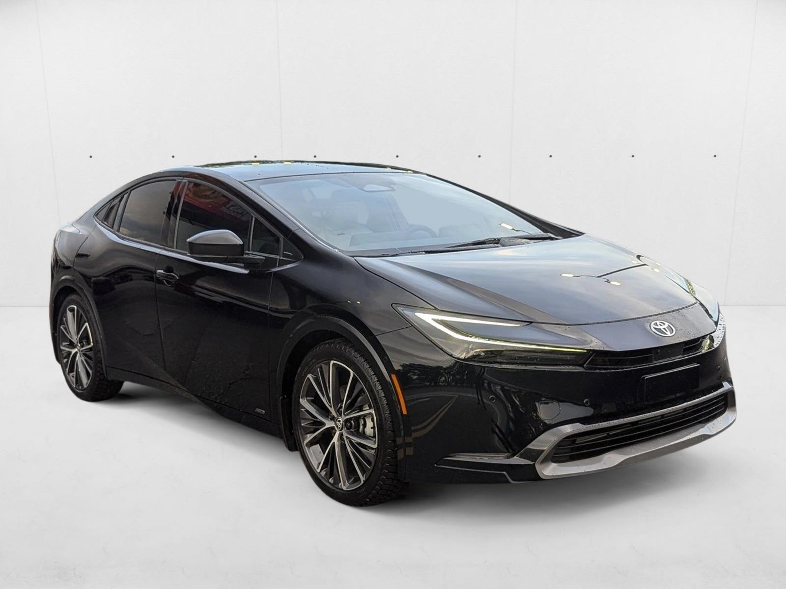 2024 Toyota Prius Limited photo 3