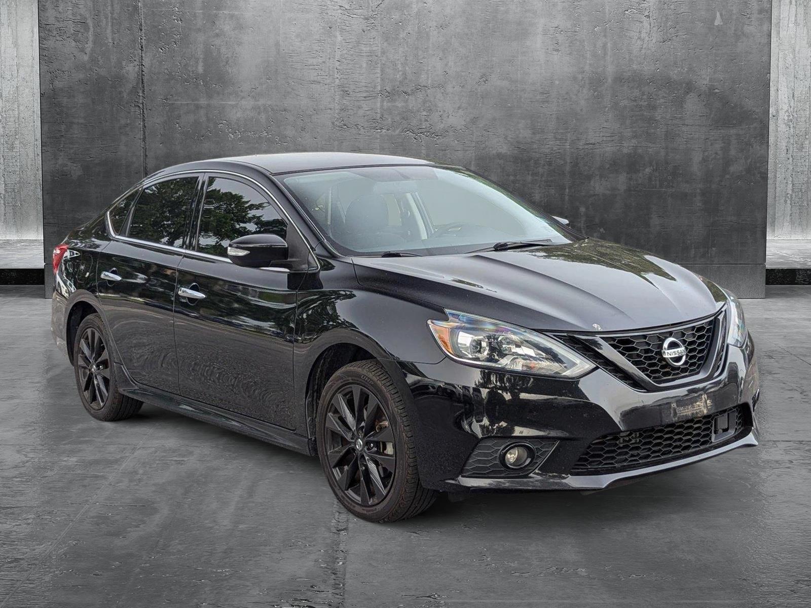 2018 Nissan Sentra SR photo 3