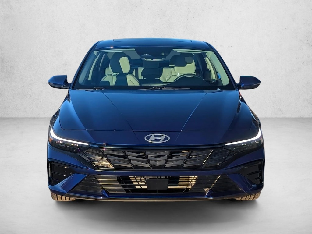 Certified 2025 Hyundai Elantra Hybrid Limited 4dr Car