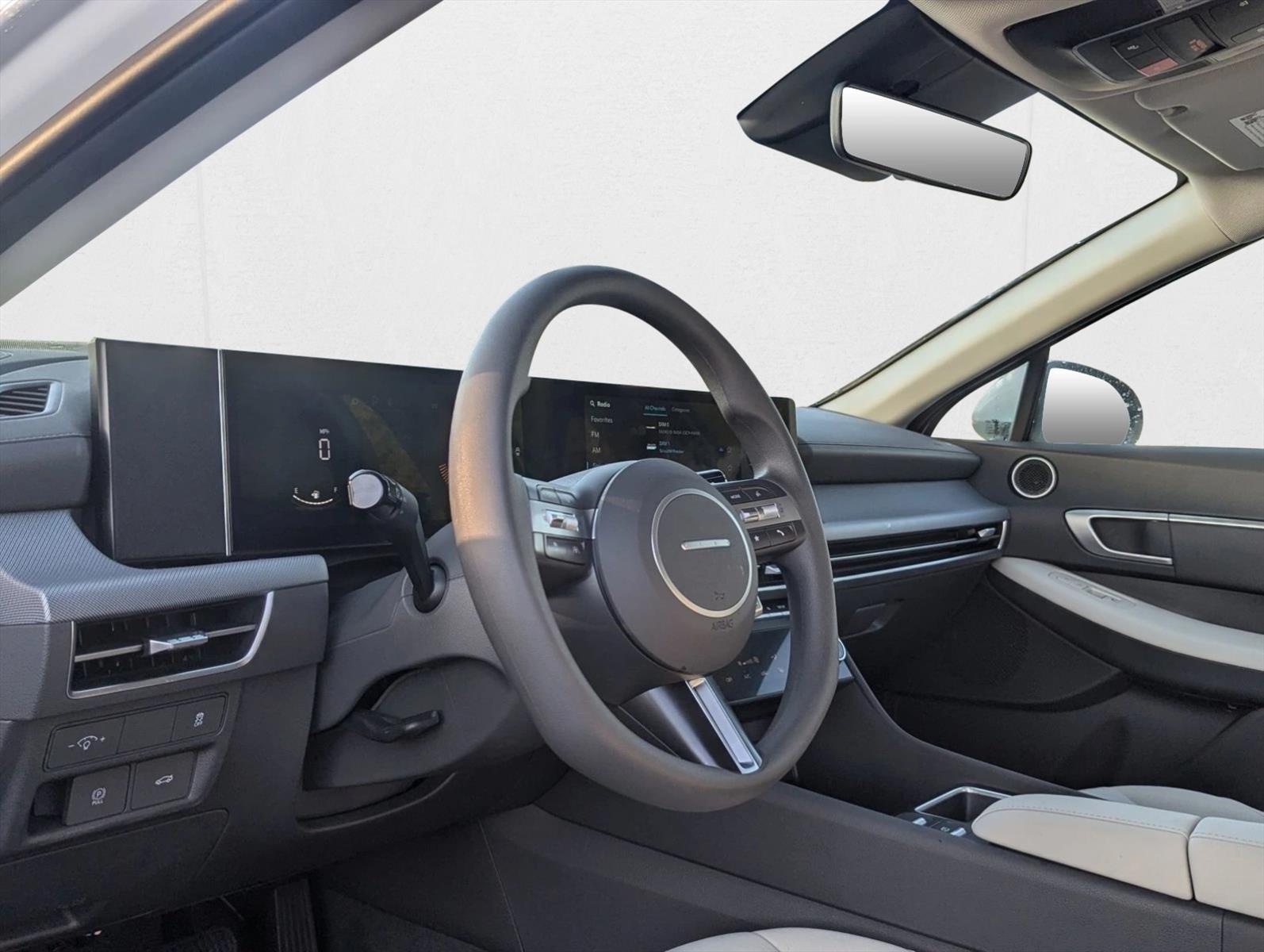 2024 Hyundai Sonata SEL photo 3