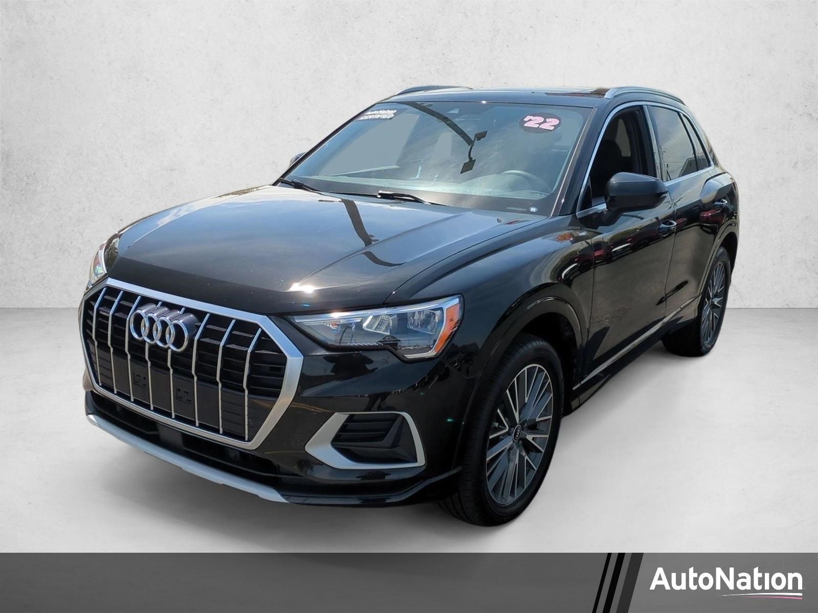 2022 Audi Q3 40 TFSI Premium quattro's photo