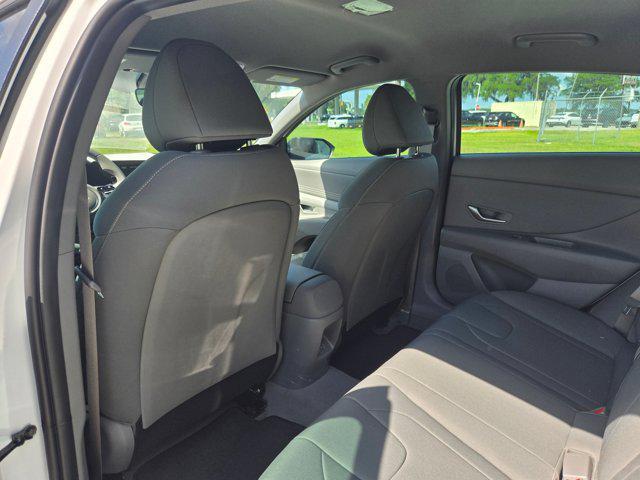 2026 Hyundai Elantra 12