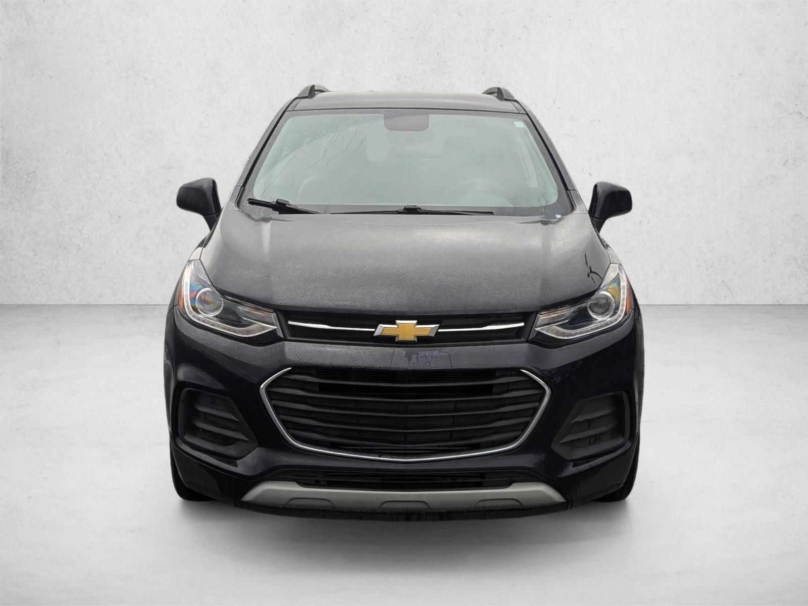 2022 Chevrolet Trax LT photo 2
