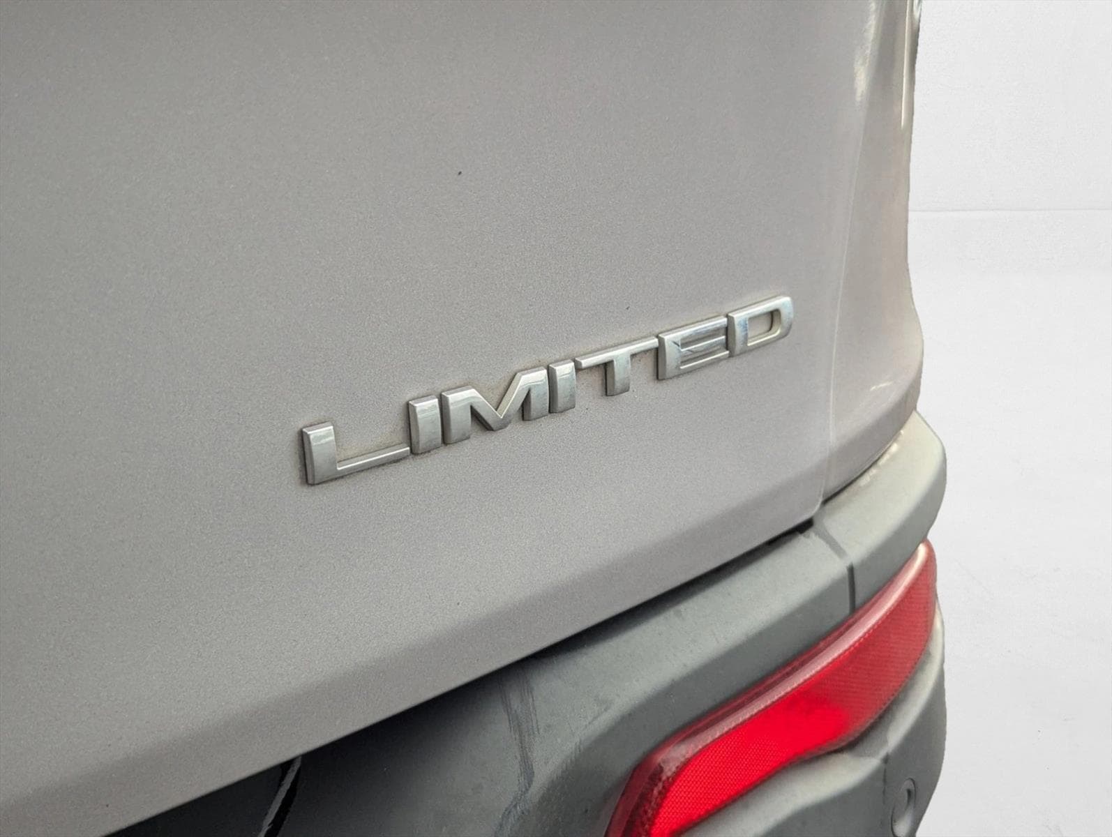 Image of 2018 Jeep Cherokee Limited Sport Utility
