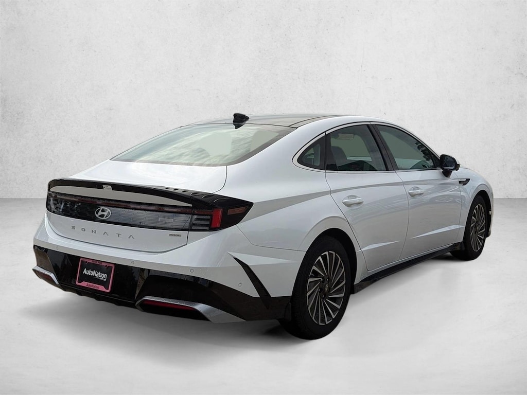 Used 2025 Hyundai Sonata Hybrid Limited 4dr Car