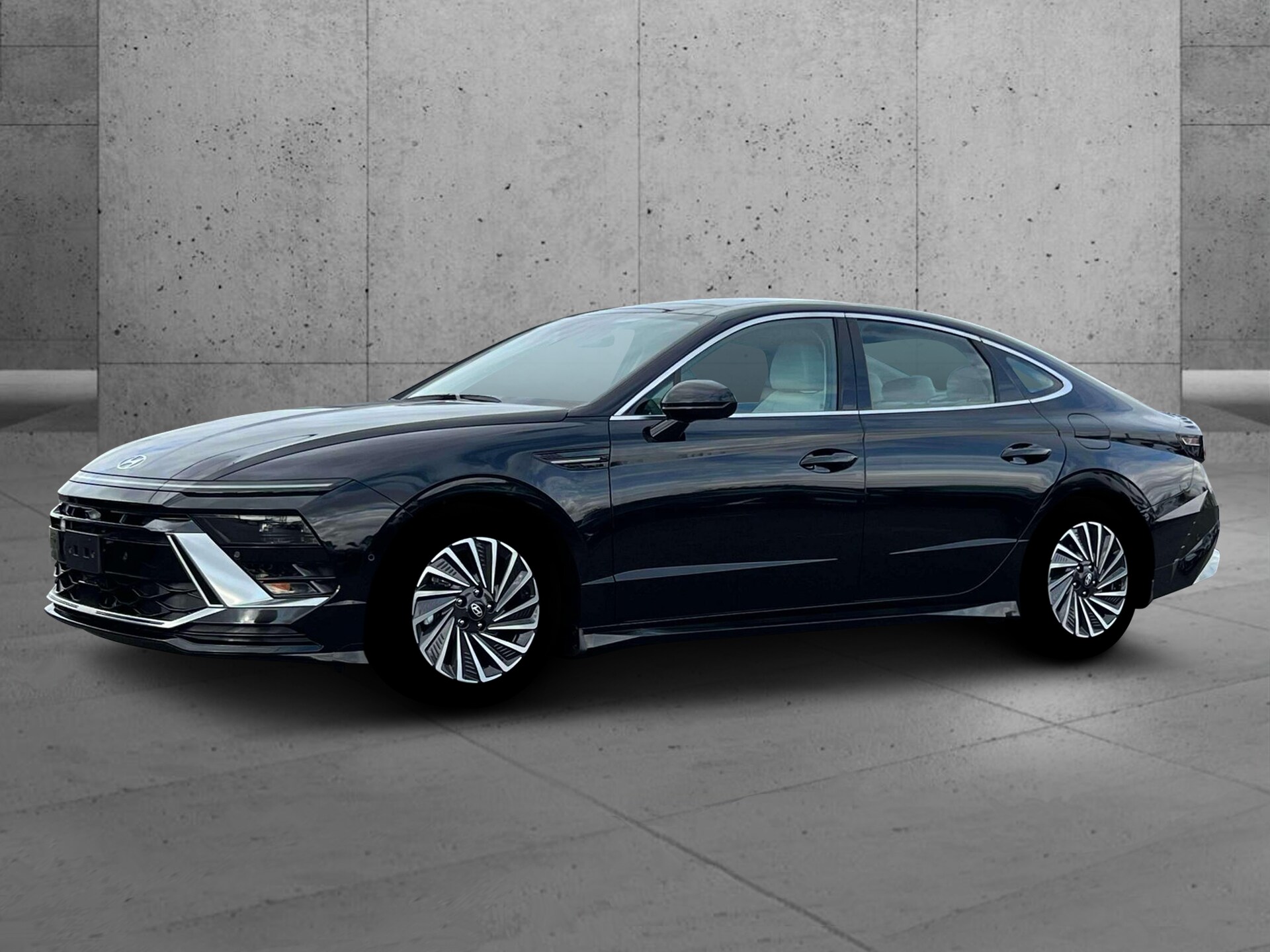 2025 Hyundai Sonata Hybrid Limited photo 2