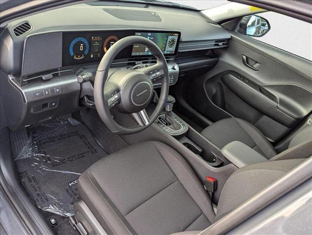 2025 Hyundai Kona SEL photo 3
