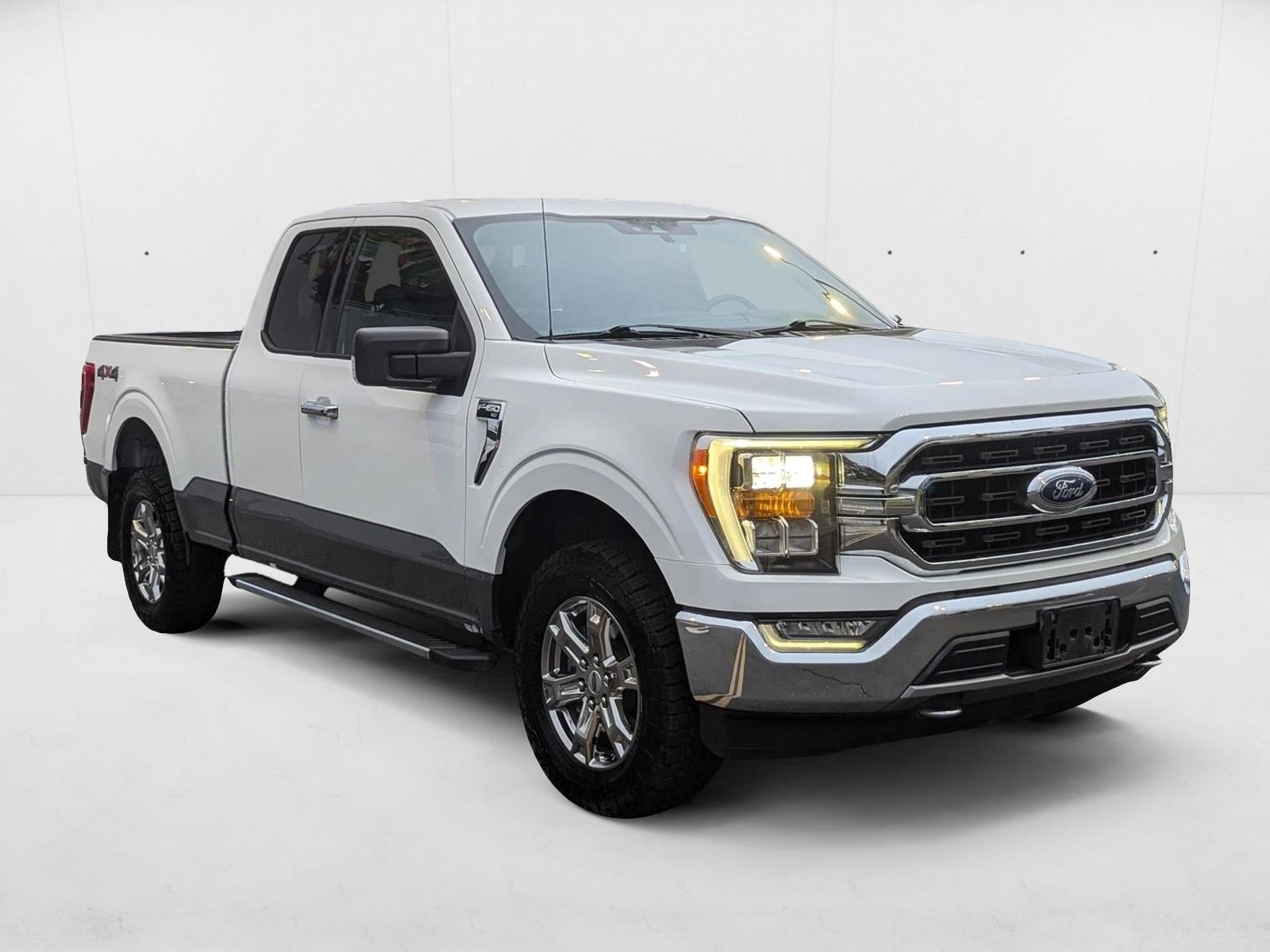 2021 Ford F-150 XLT photo 3