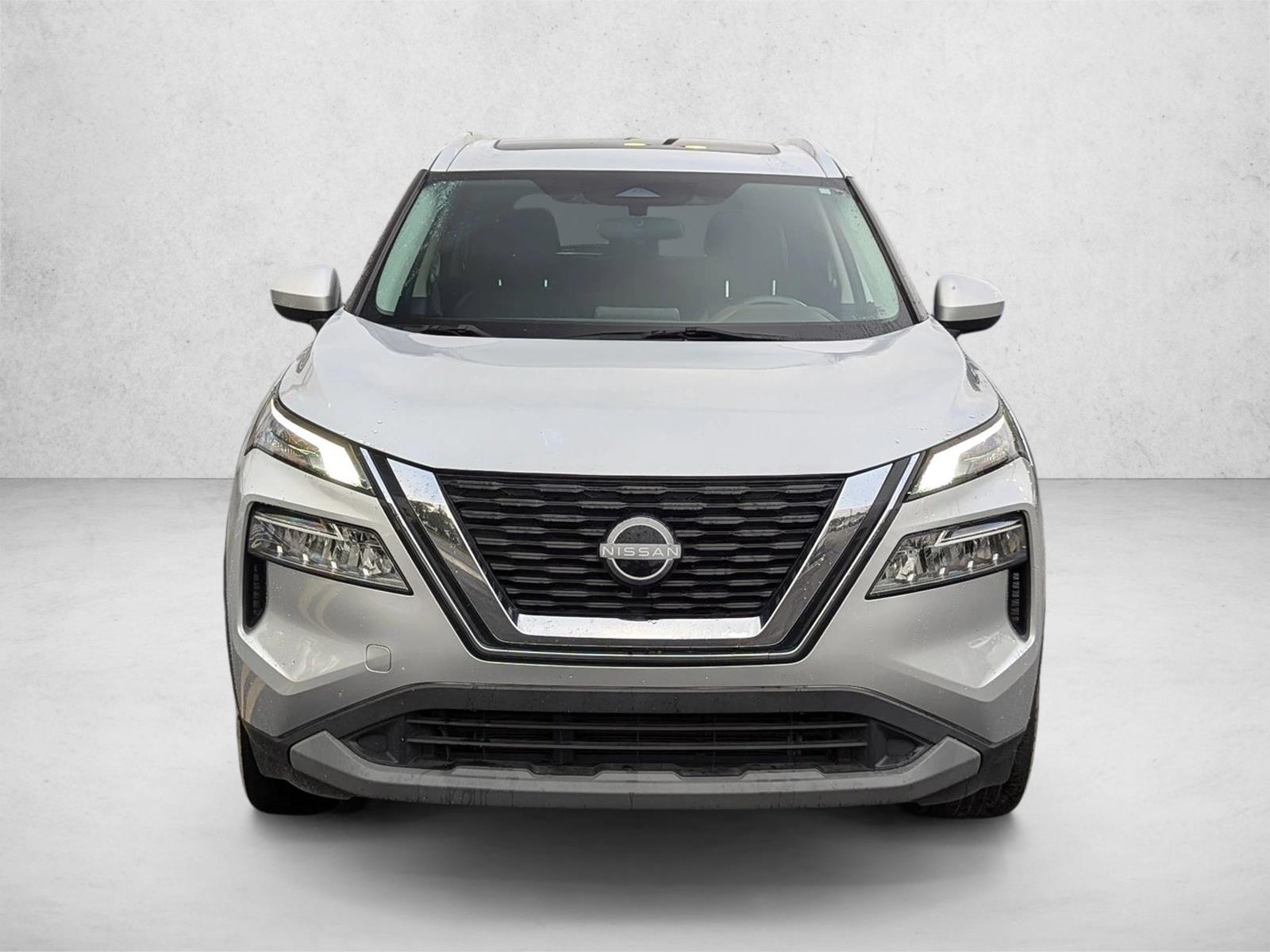 2023 Nissan Rogue SV photo 2