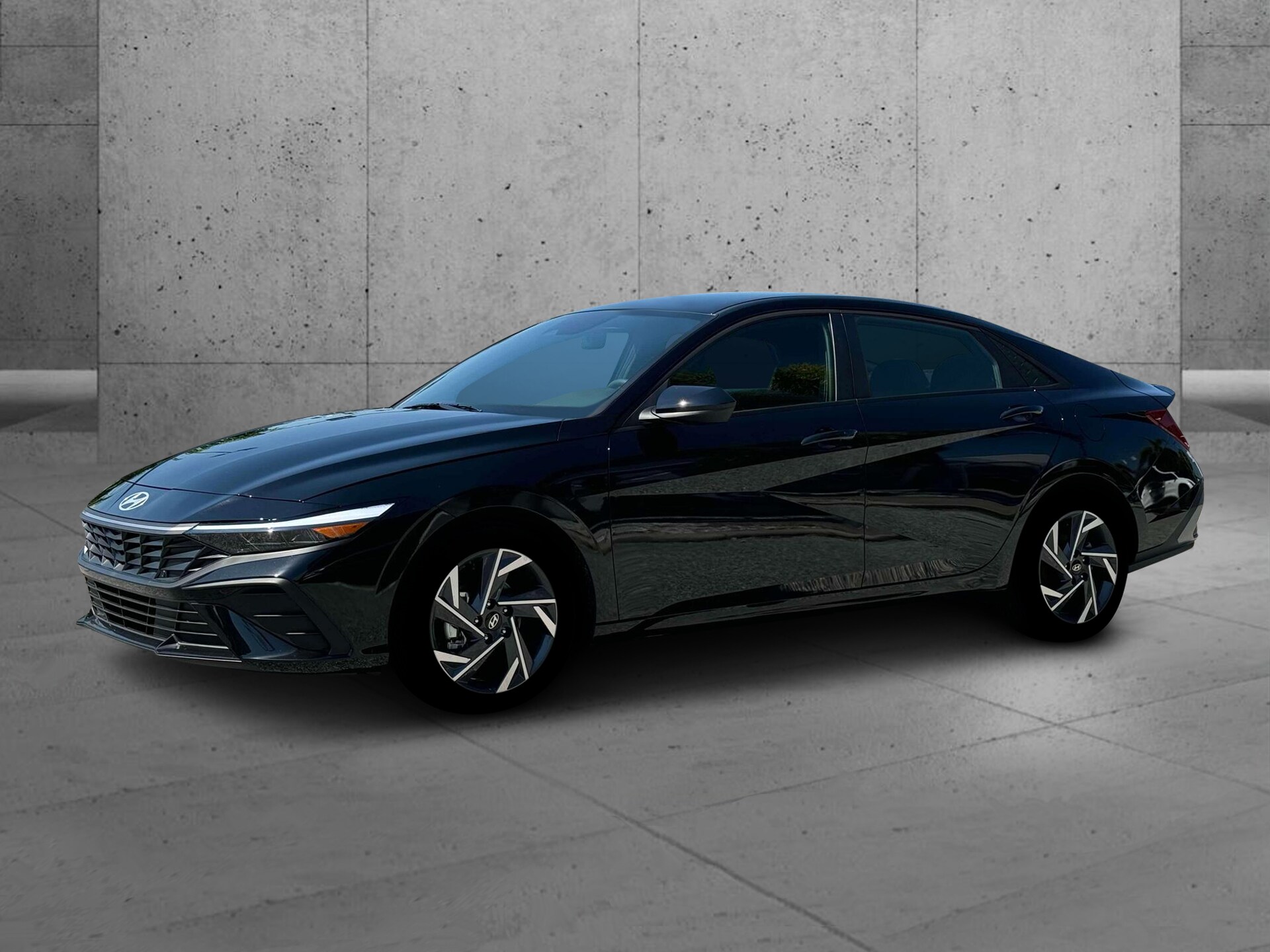 2025 Hyundai Elantra SEL Sport photo 2