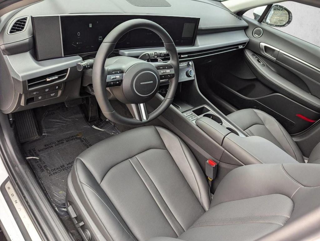 Used 2025 Hyundai Sonata Hybrid Limited 4dr Car