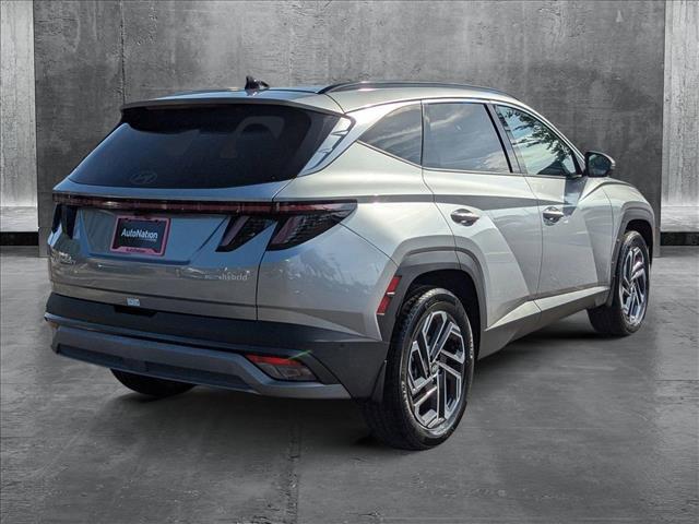 2025 Hyundai Tucson Hybrid Limited photo 2