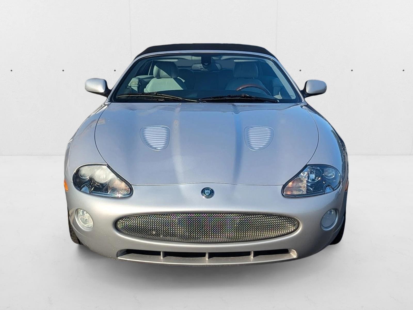 Image of 2005 Jaguar XK8 XKR 2dr Car
