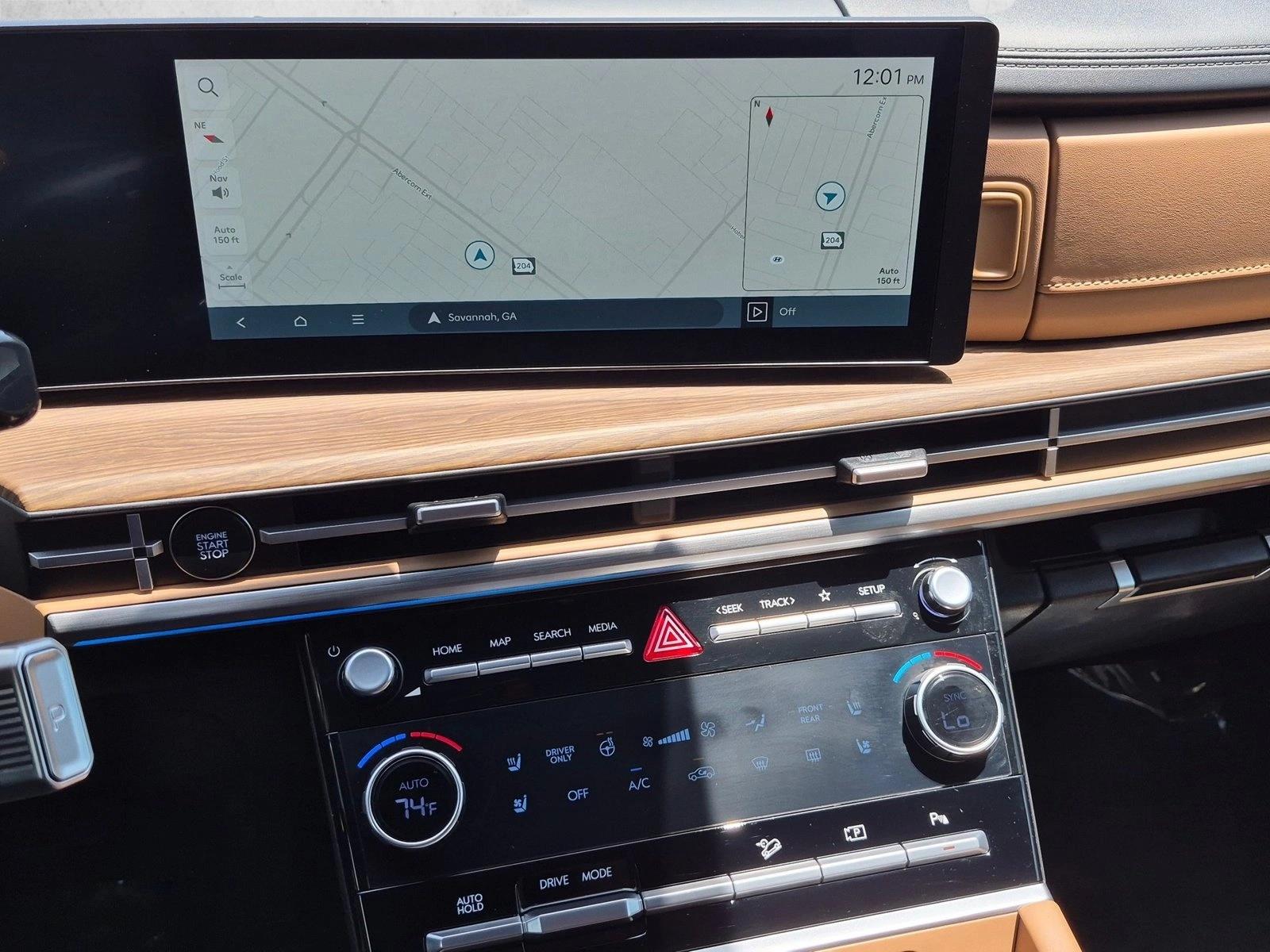 2025 Hyundai Santa Fe Limited - Photo 11