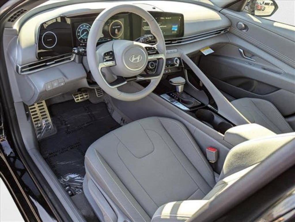 New 2025 Hyundai Elantra Hybrid SEL Sport Sedan