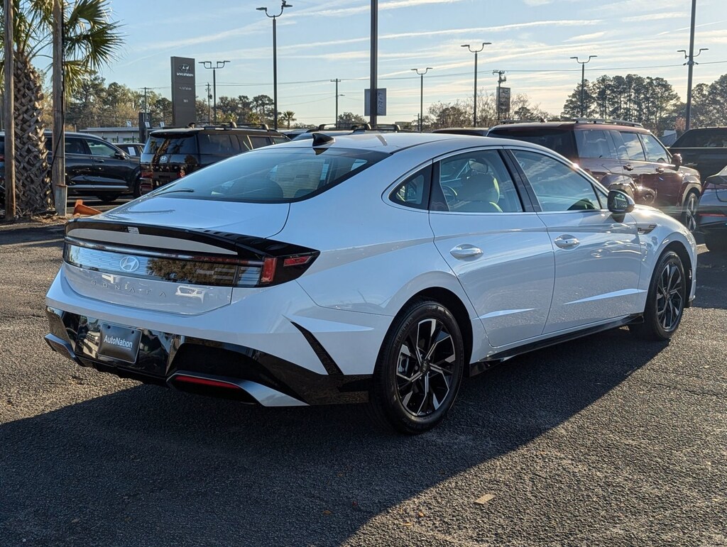 Certified 2025 Hyundai Sonata SEL 4dr Car