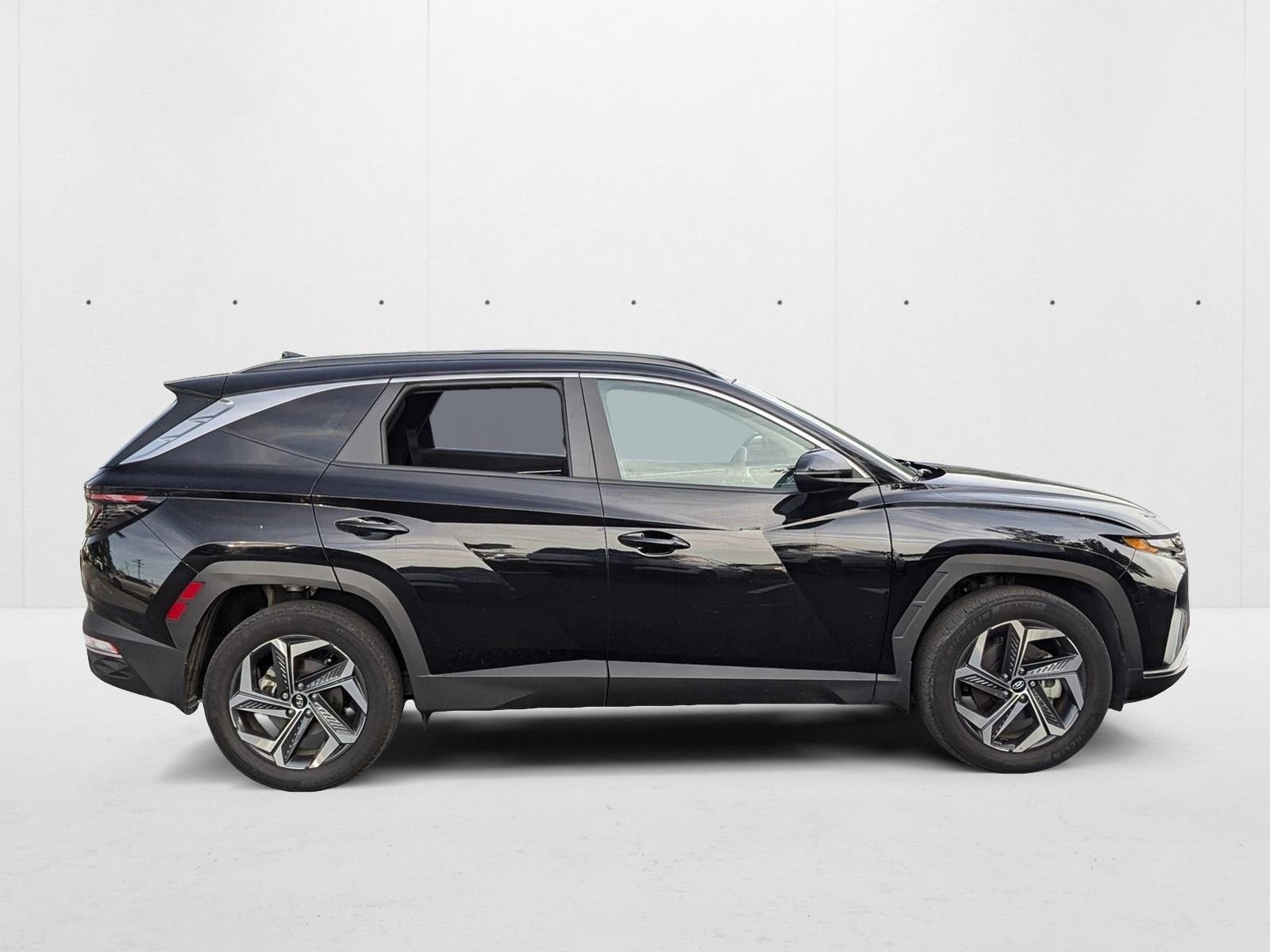 2022 Hyundai Tucson SEL Convenience photo 4