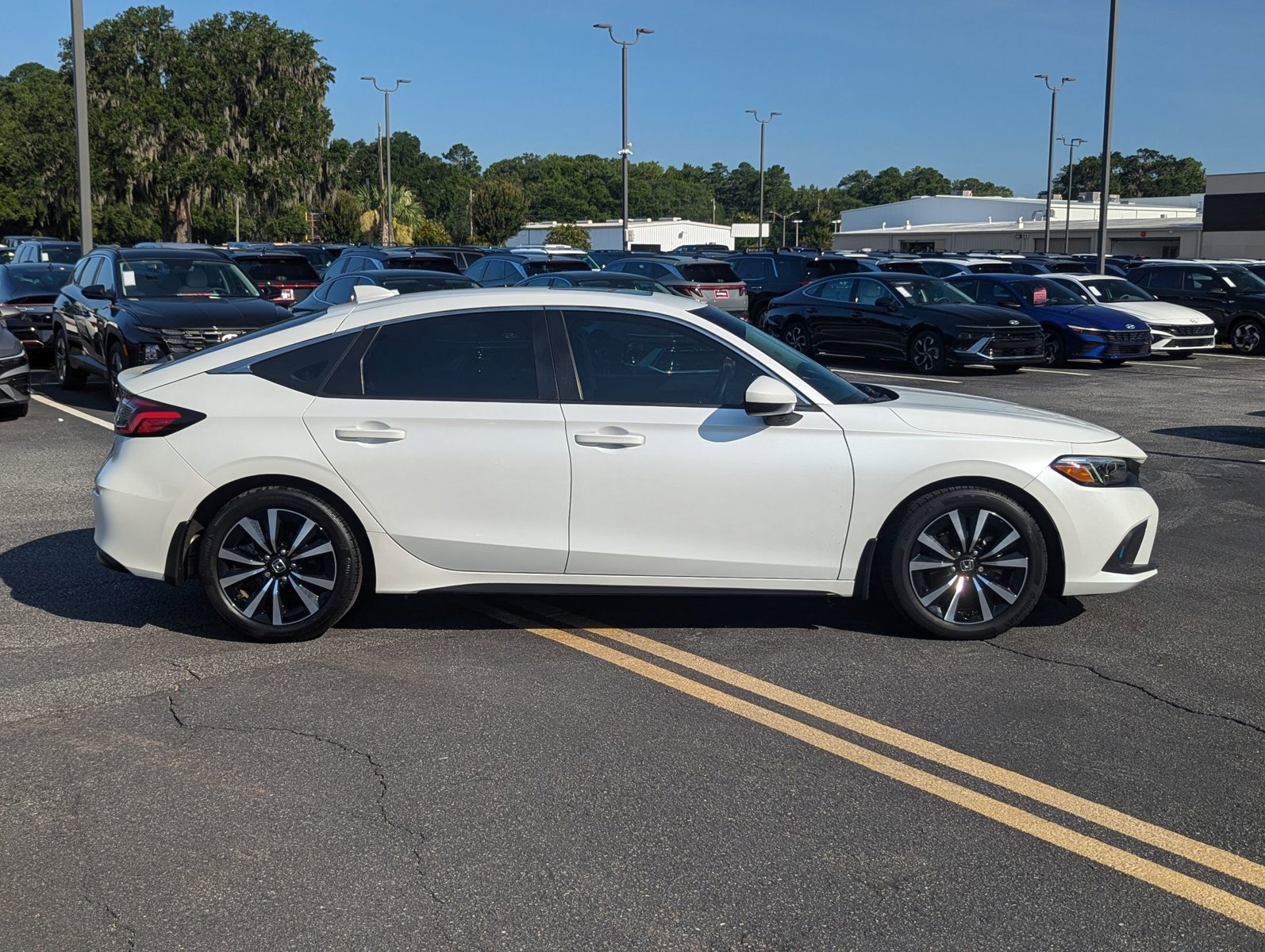 2022 Honda Civic EX-L photo 3