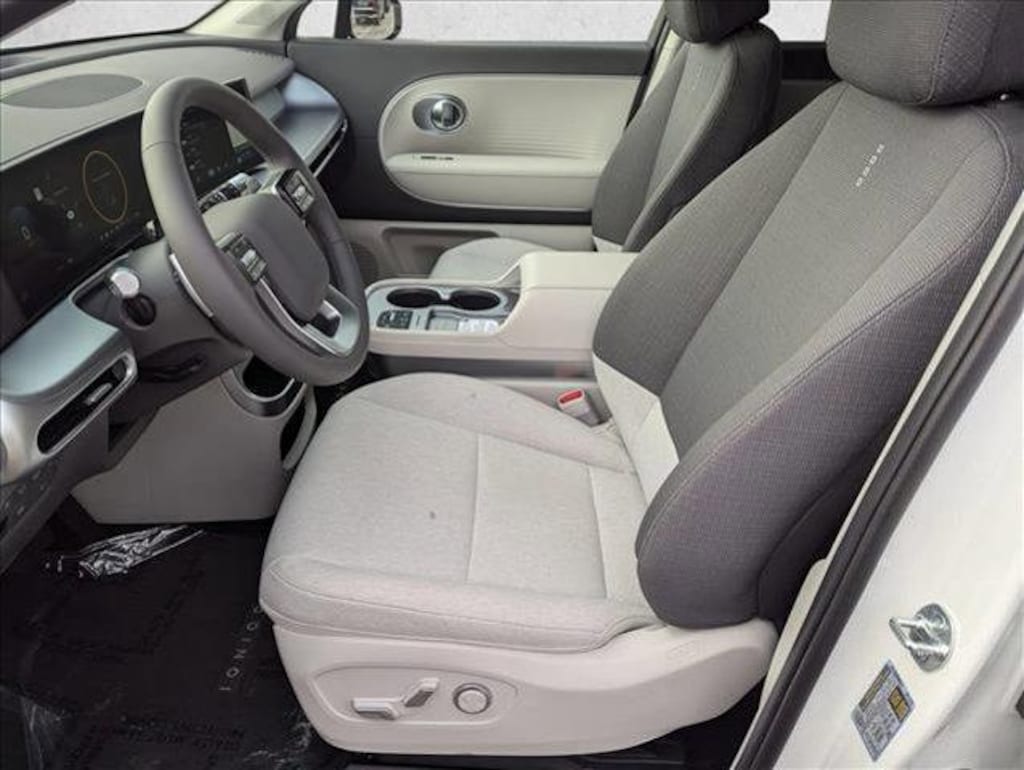 New 2026 Hyundai IONIQ 9 SE SUV