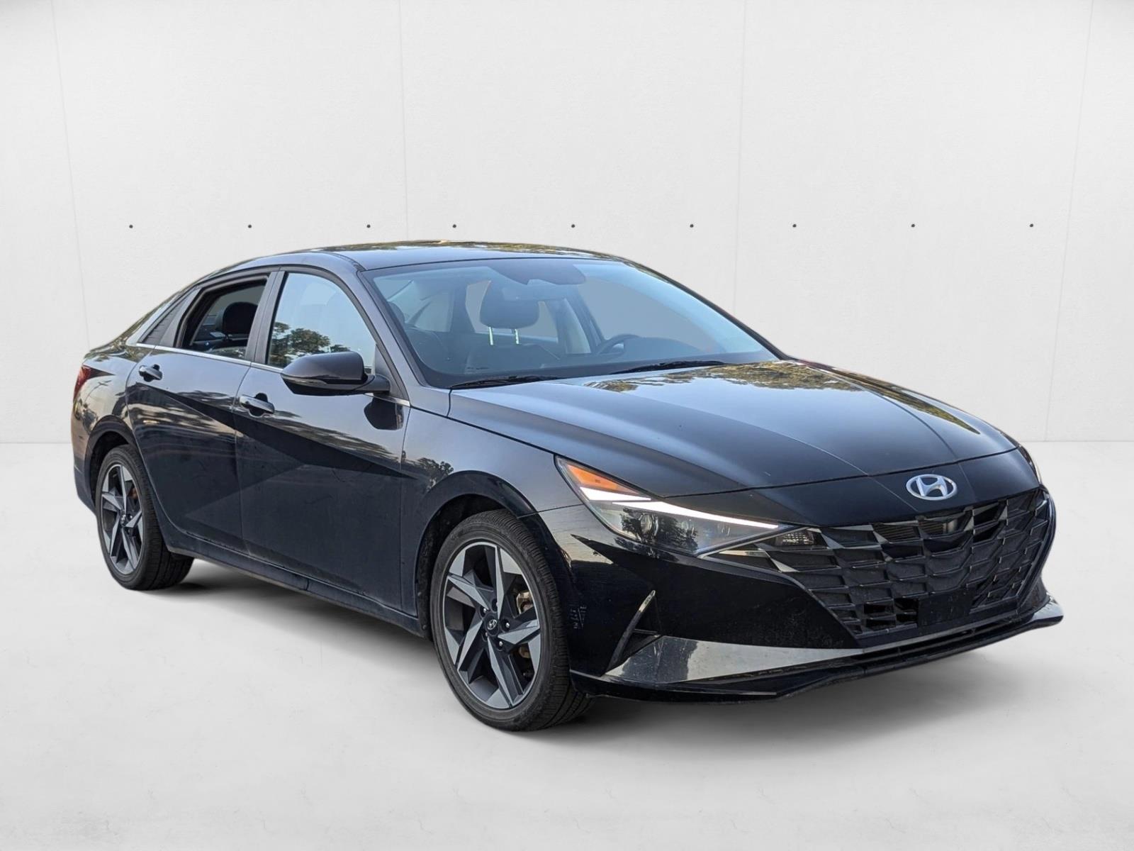 2023 Hyundai Elantra Hybrid Limited photo 3