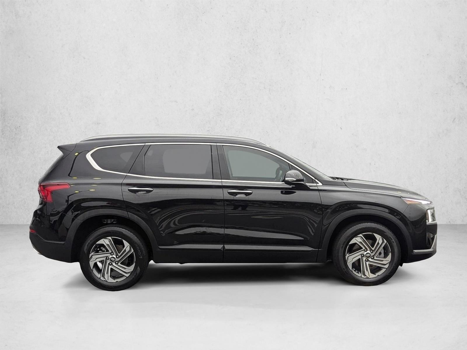 2023 Hyundai Santa Fe SEL Sport photo 3