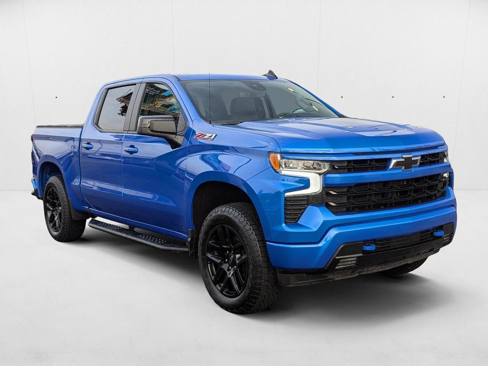 2025 Chevrolet Silverado 1500 RST photo 3