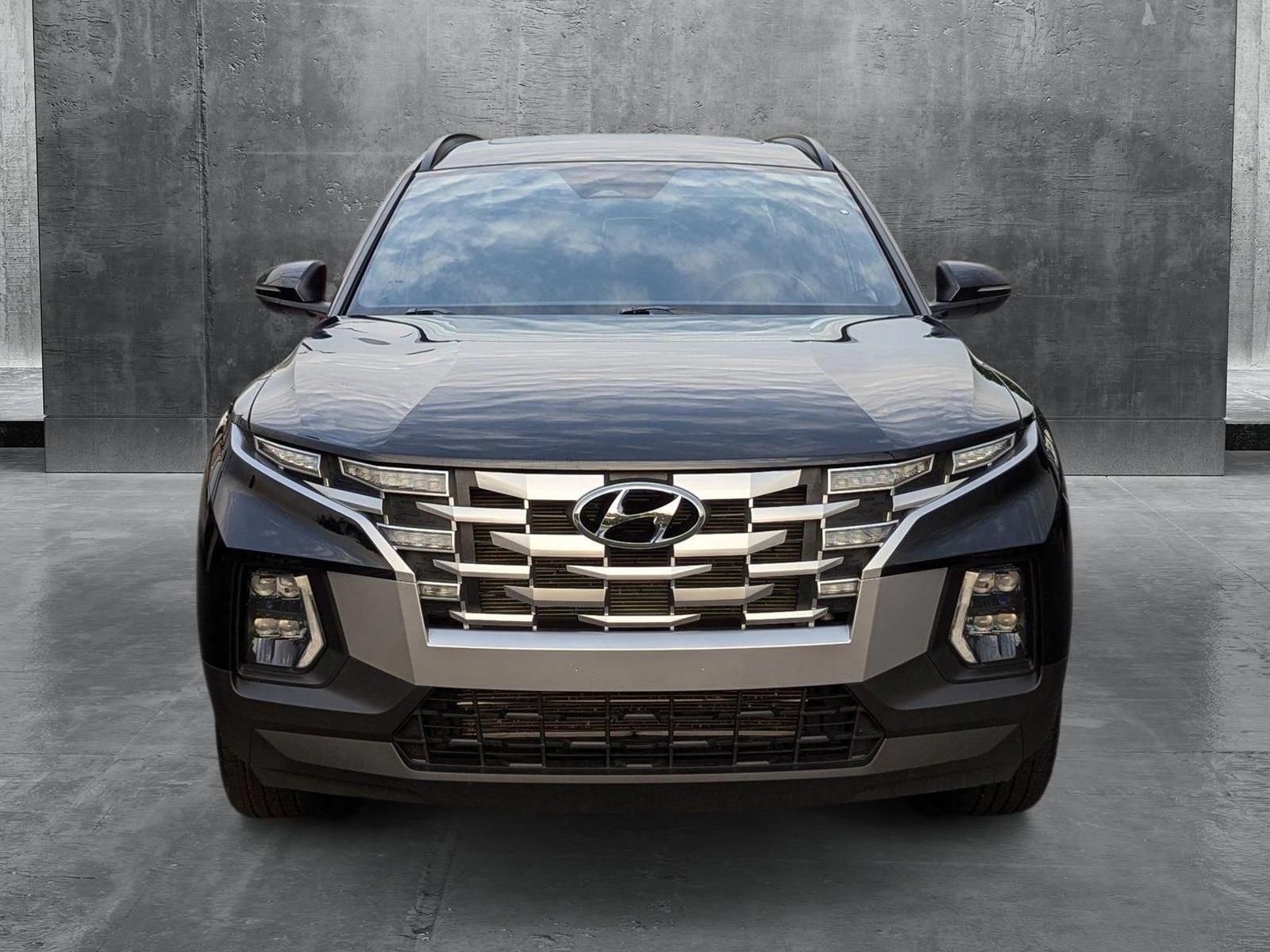 2024 Hyundai Santa Cruz SEL photo 2