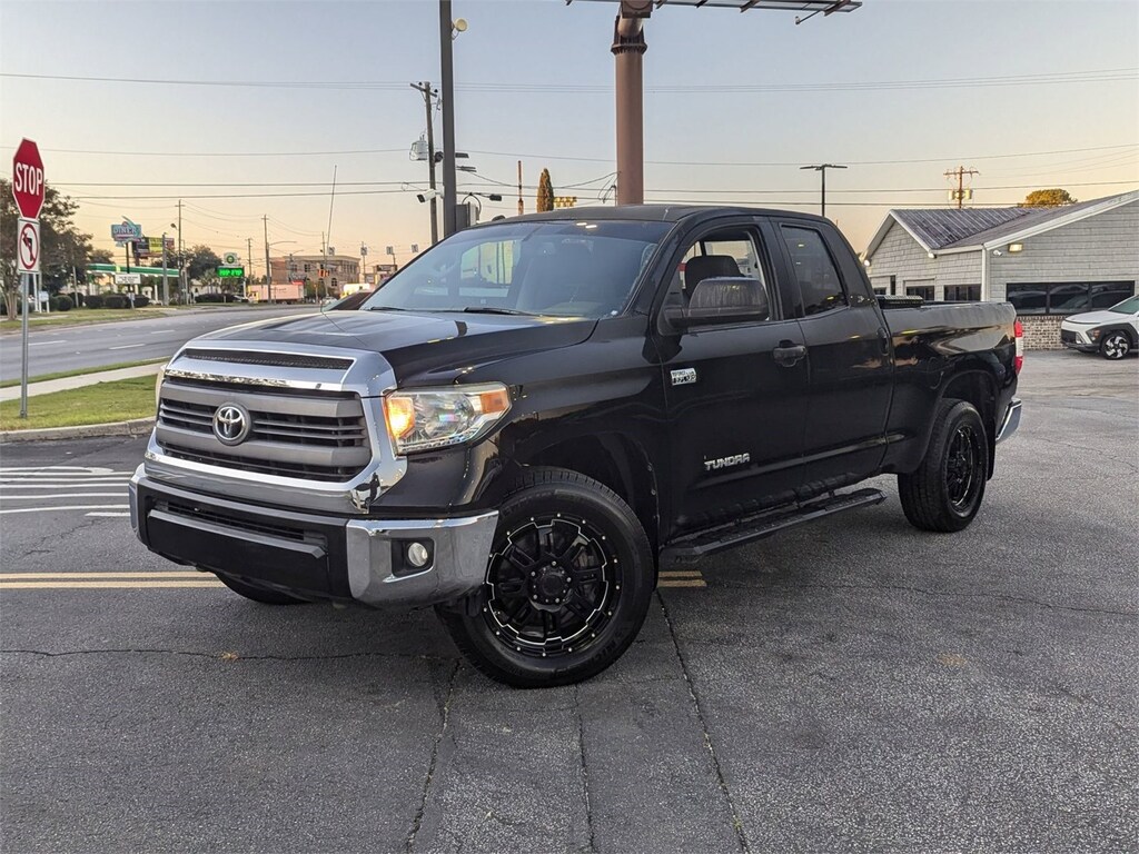 Used 2015 Toyota Tundra SR5 Crew Cab Pickup