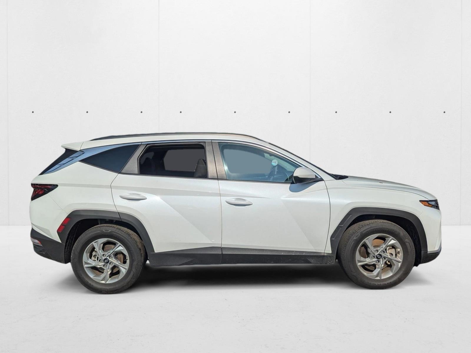 2024 Hyundai Tucson SEL Sport photo 2