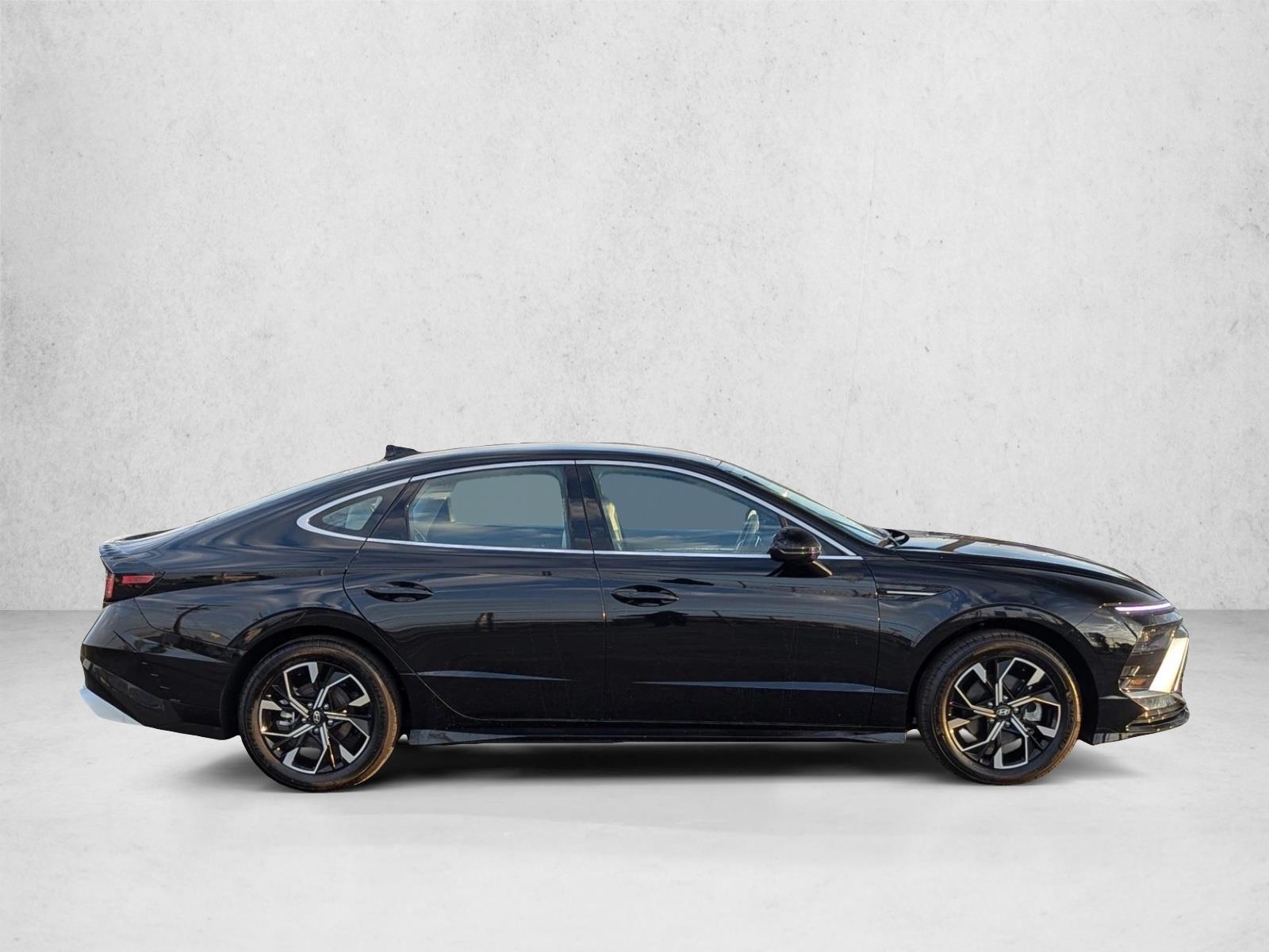 2024 Hyundai Sonata SEL photo 4