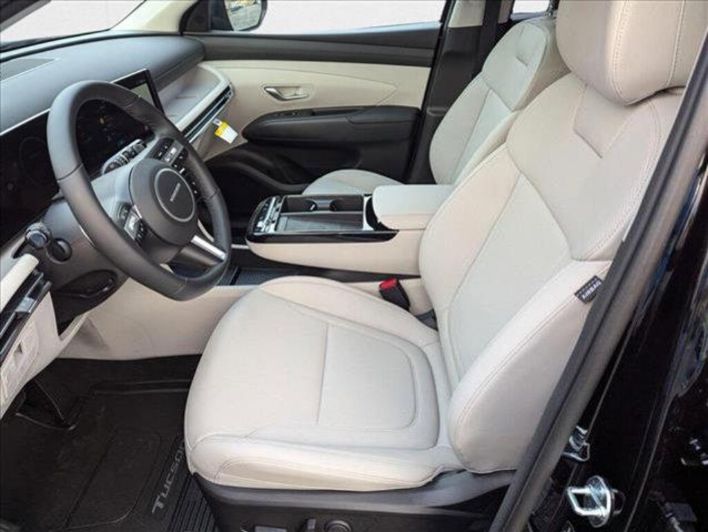 Used 2025 Hyundai Tucson Hybrid SEL Convenience Sport Utility