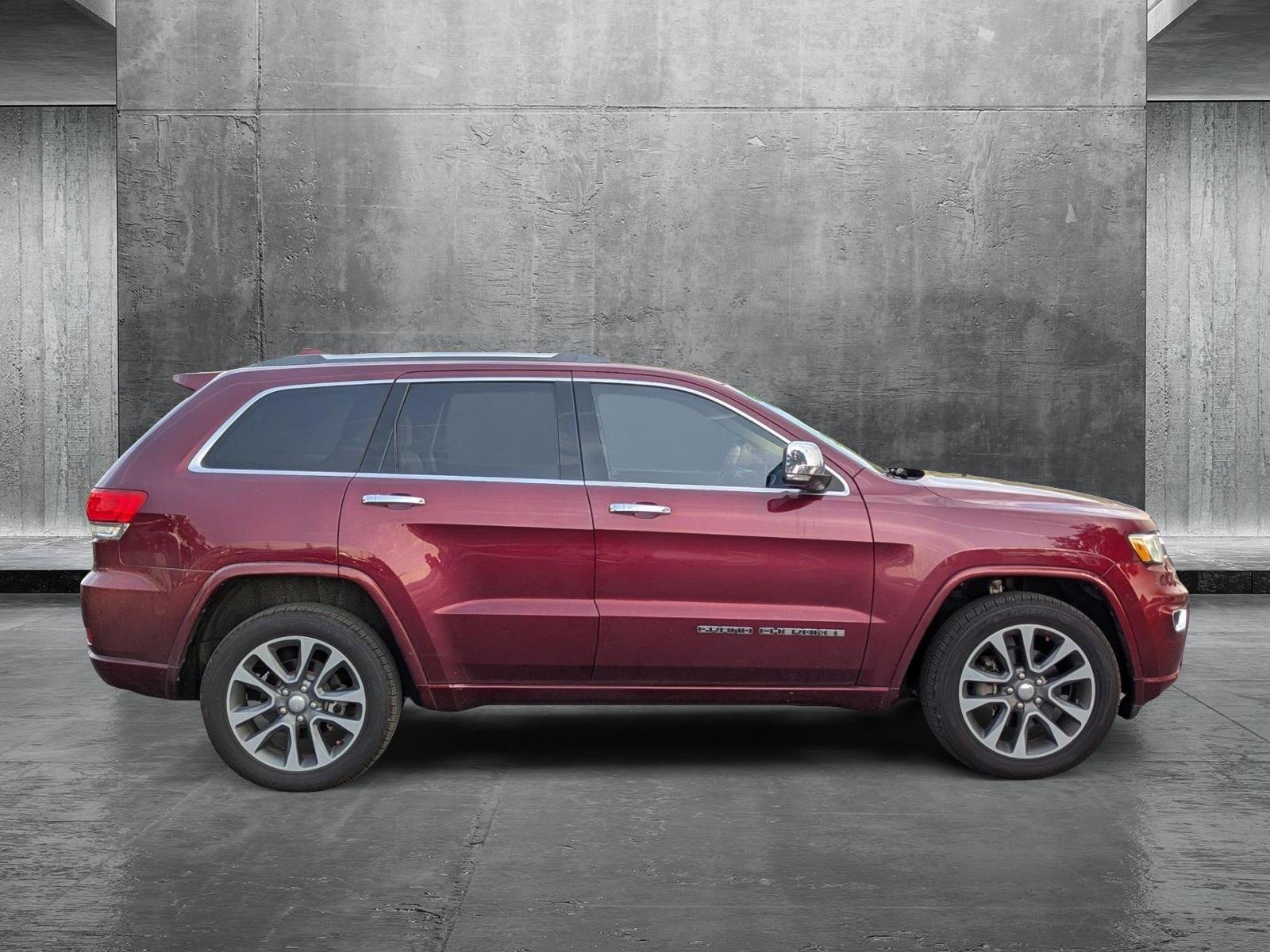 2017 Jeep Grand Cherokee Overland Sport photo 3