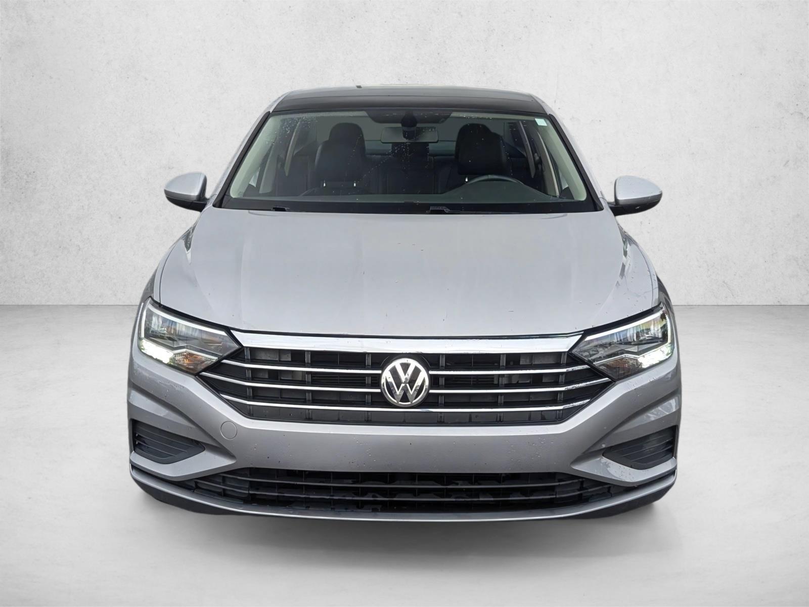 2019 Volkswagen Jetta SE photo 2