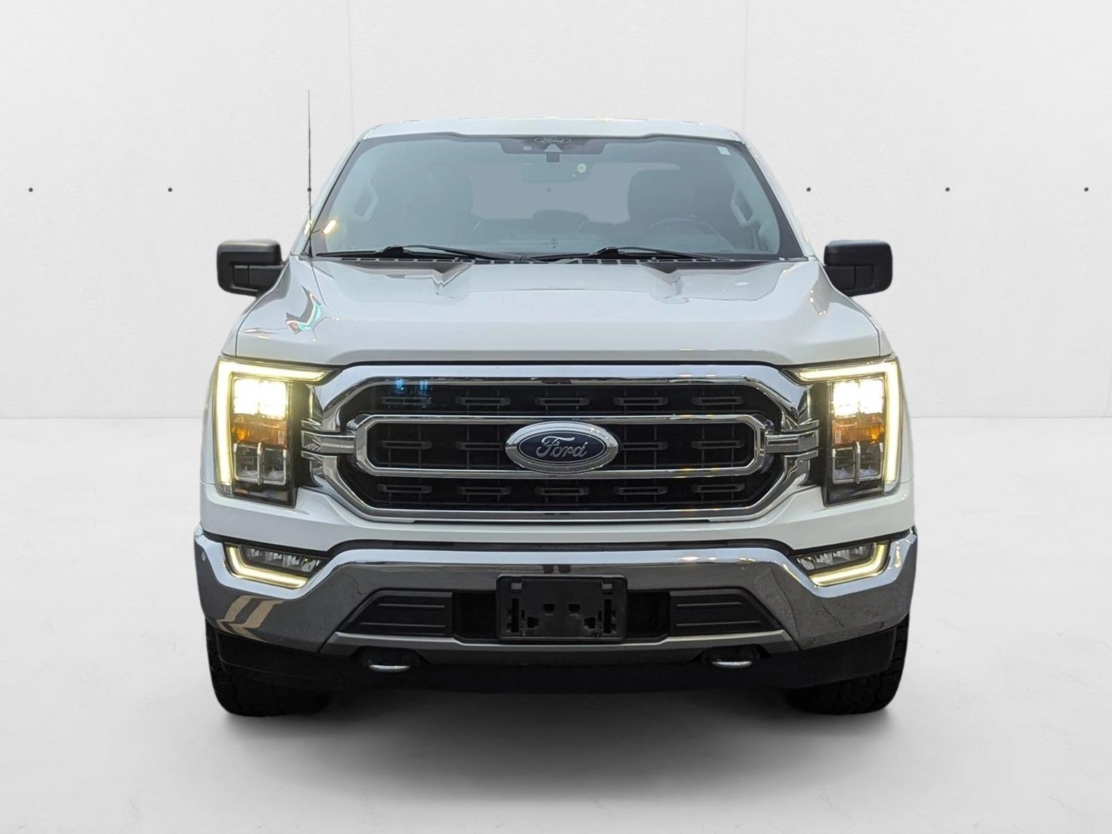2021 Ford F-150 XLT photo 2