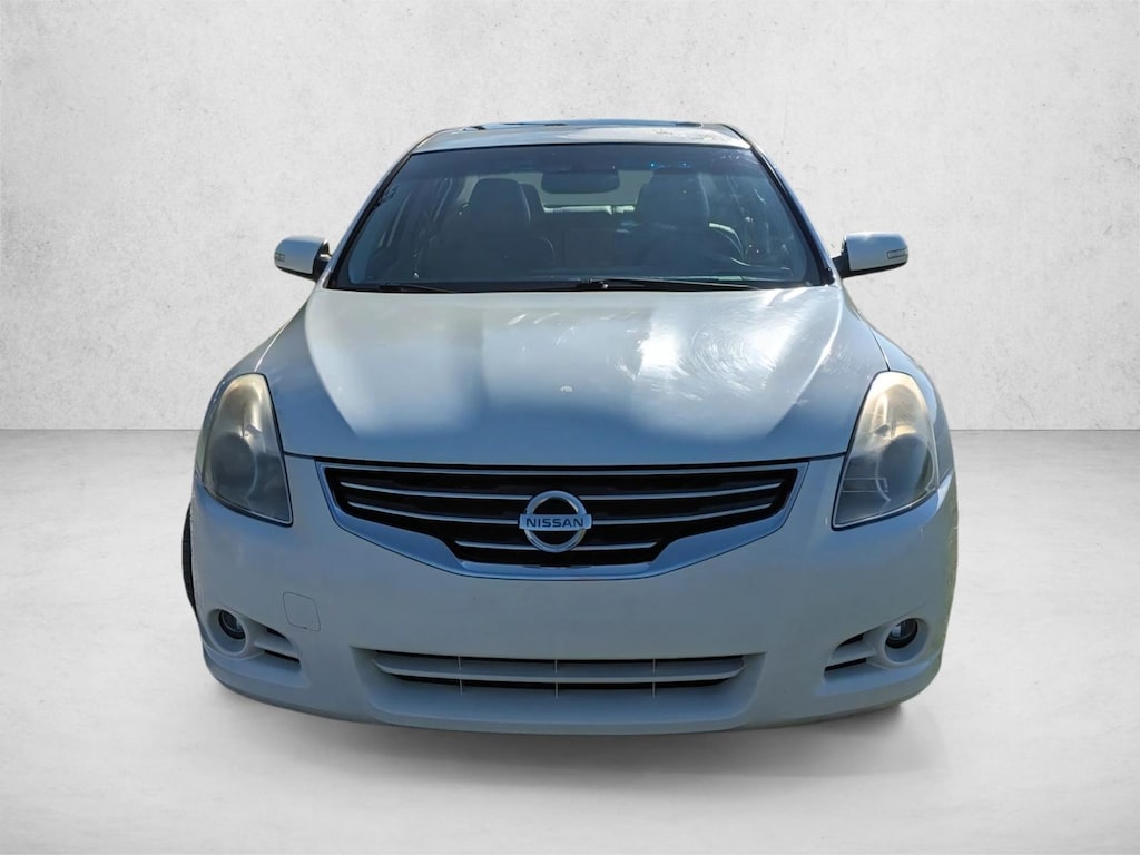 Used 2012 Nissan Altima 3.5 SR 4dr Car