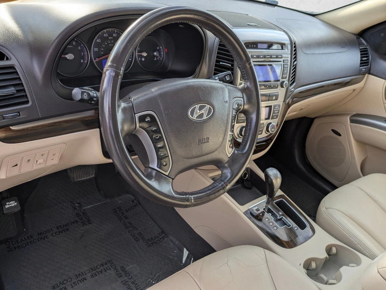 2012 Hyundai Santa Fe Limited - Photo 14