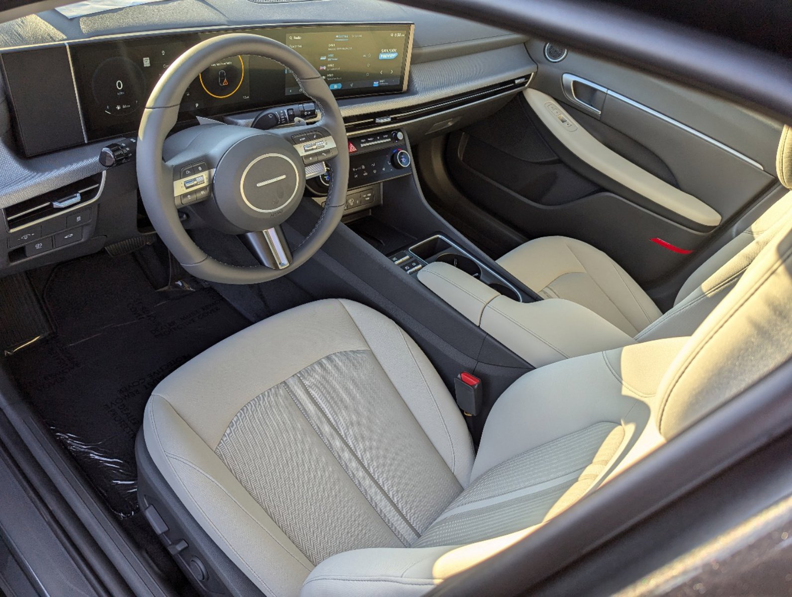2024 Hyundai Sonata SEL photo 3