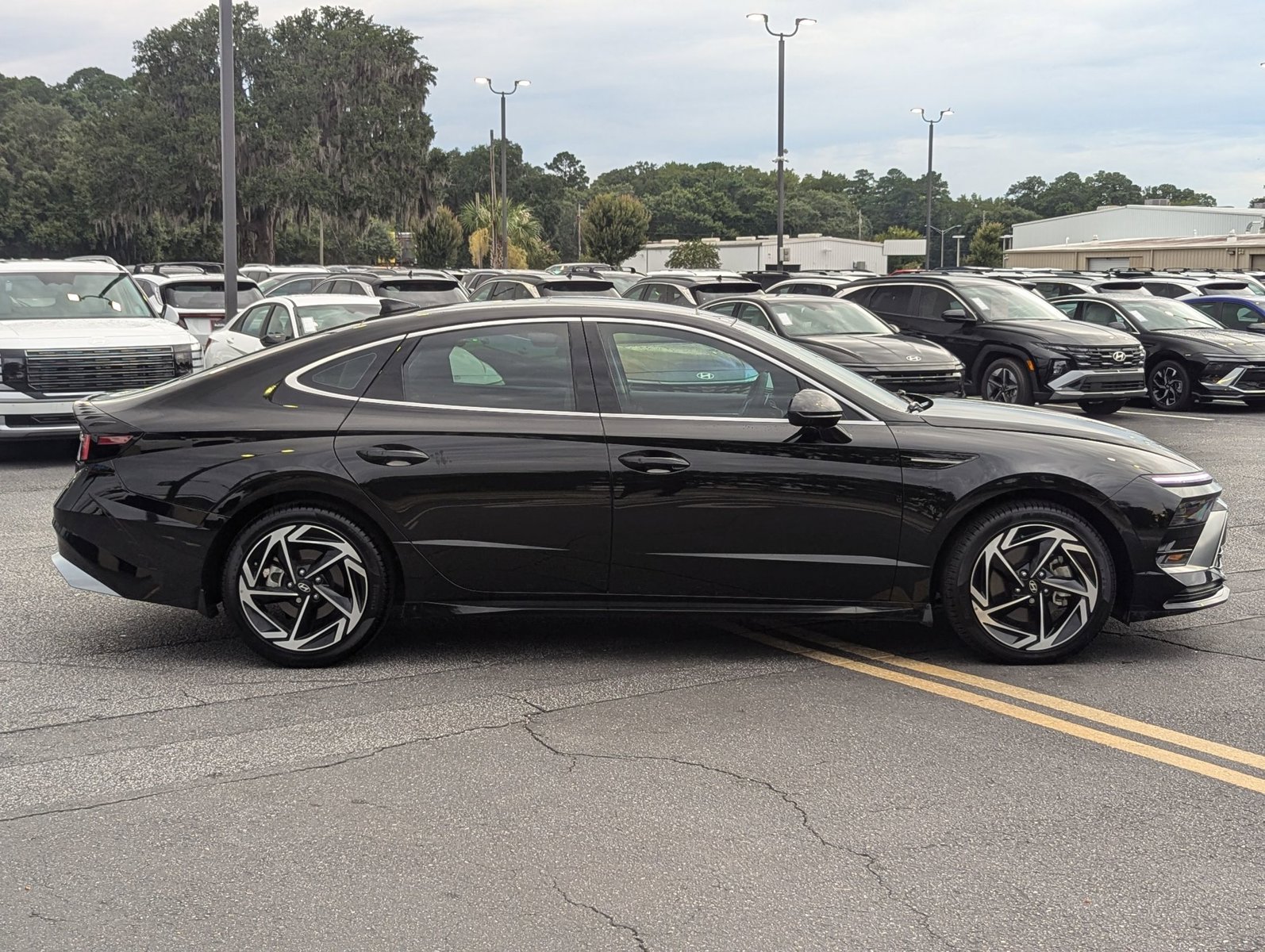 2024 Hyundai Sonata SEL photo 4