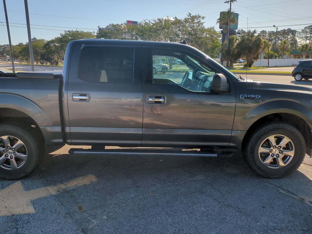 Used 2020 Ford F-150 XLT Crew Cab Pickup