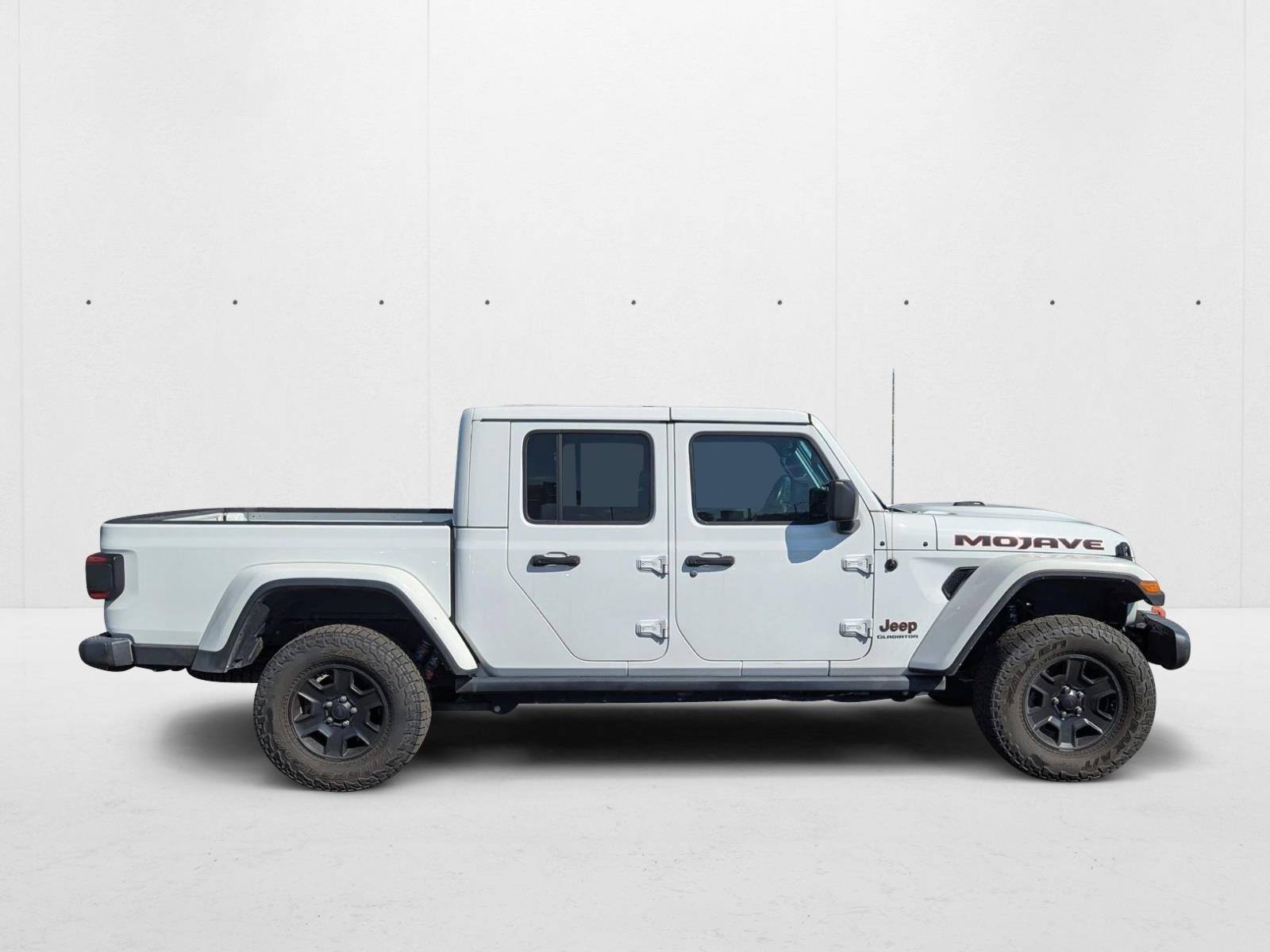 2021 Jeep Gladiator Mojave photo 4