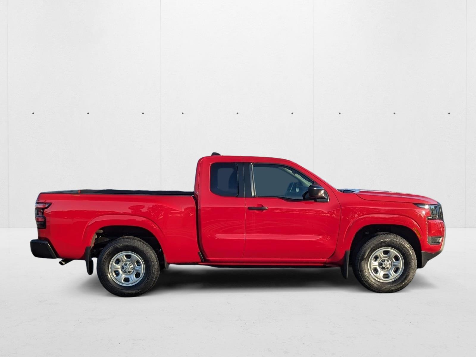 2025 Nissan Frontier S King Cab photo 3