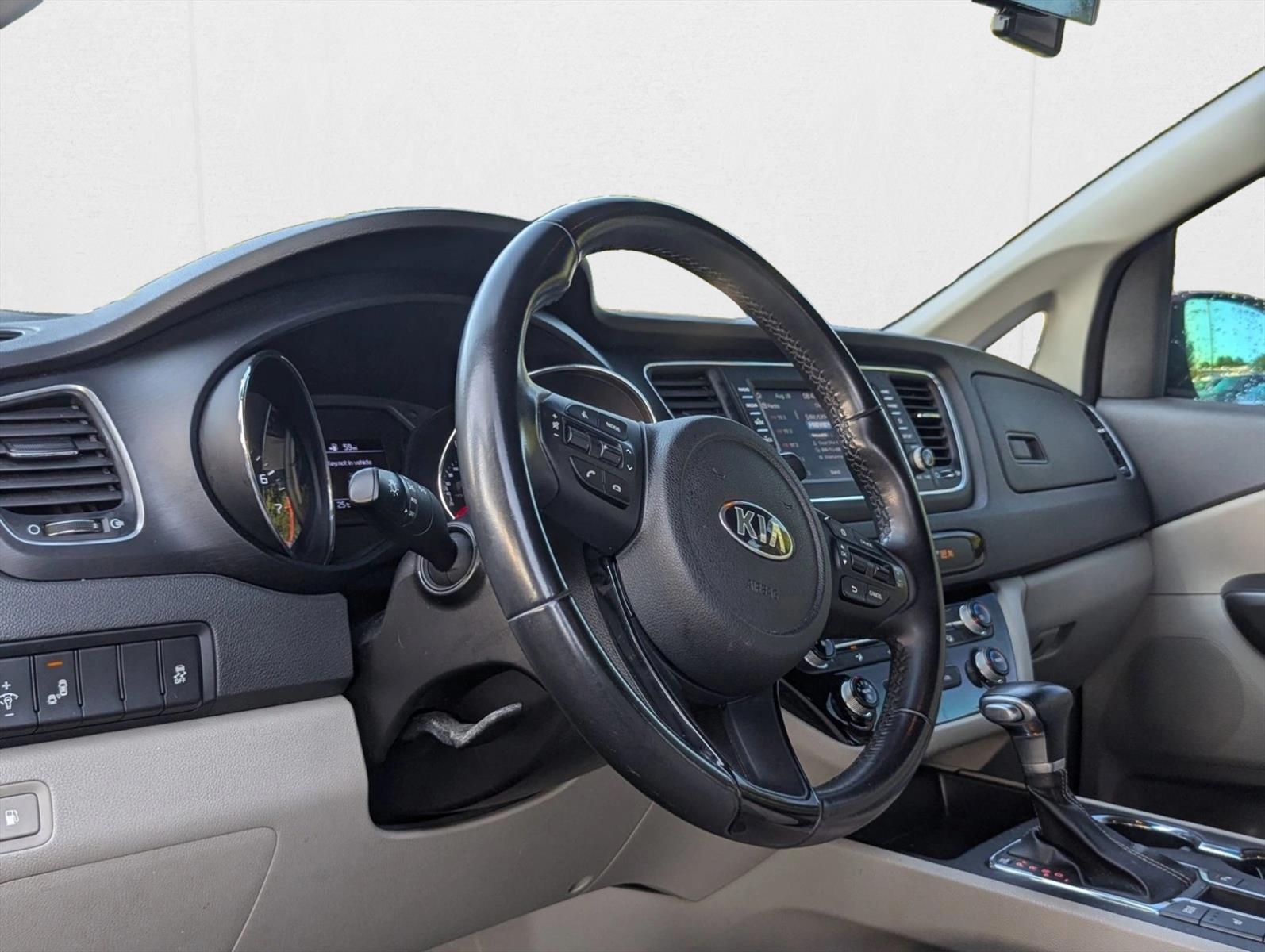 2019 Kia Sedona EX photo 4