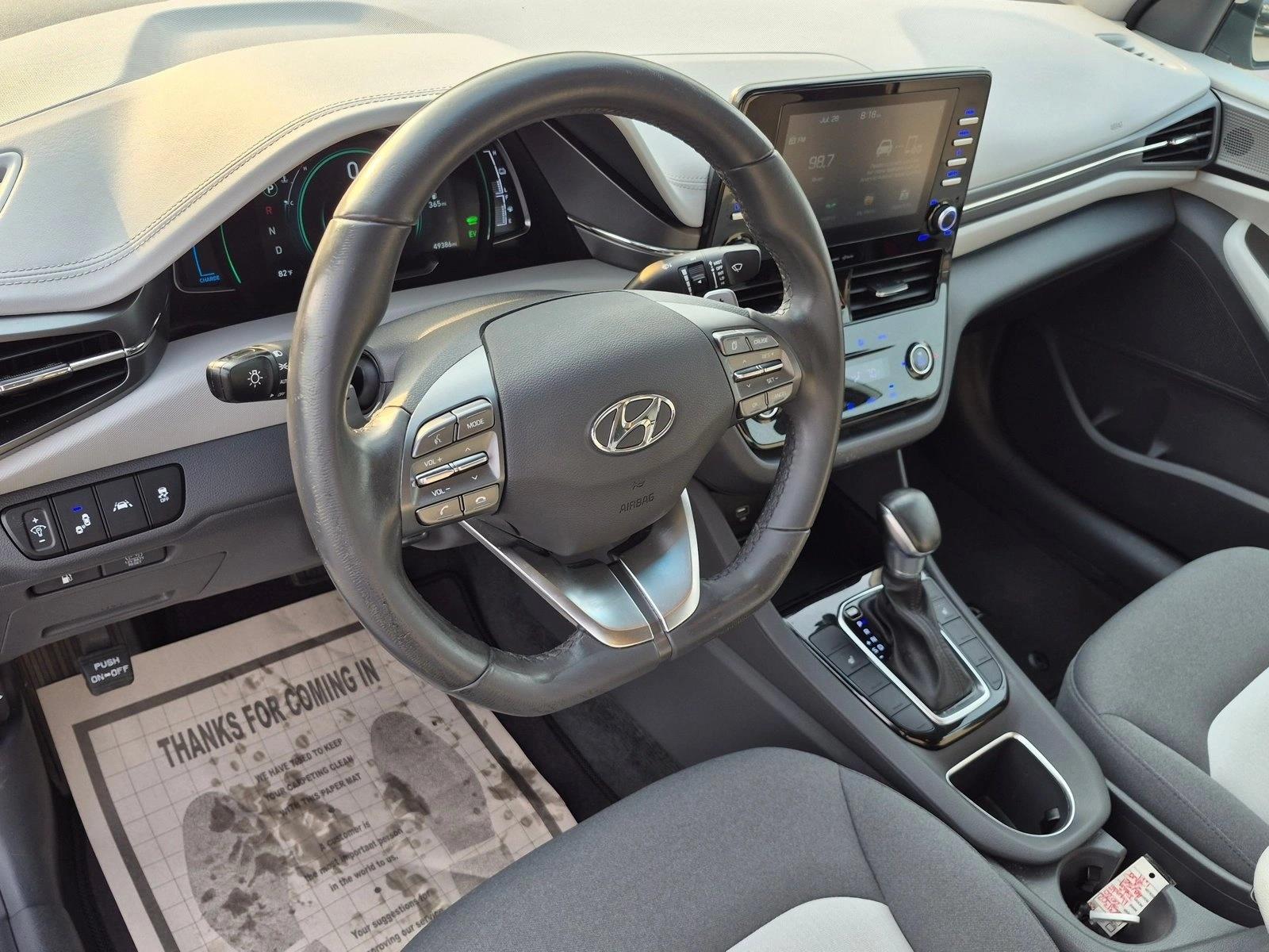 2020 Hyundai IONIQ SE - Photo 11